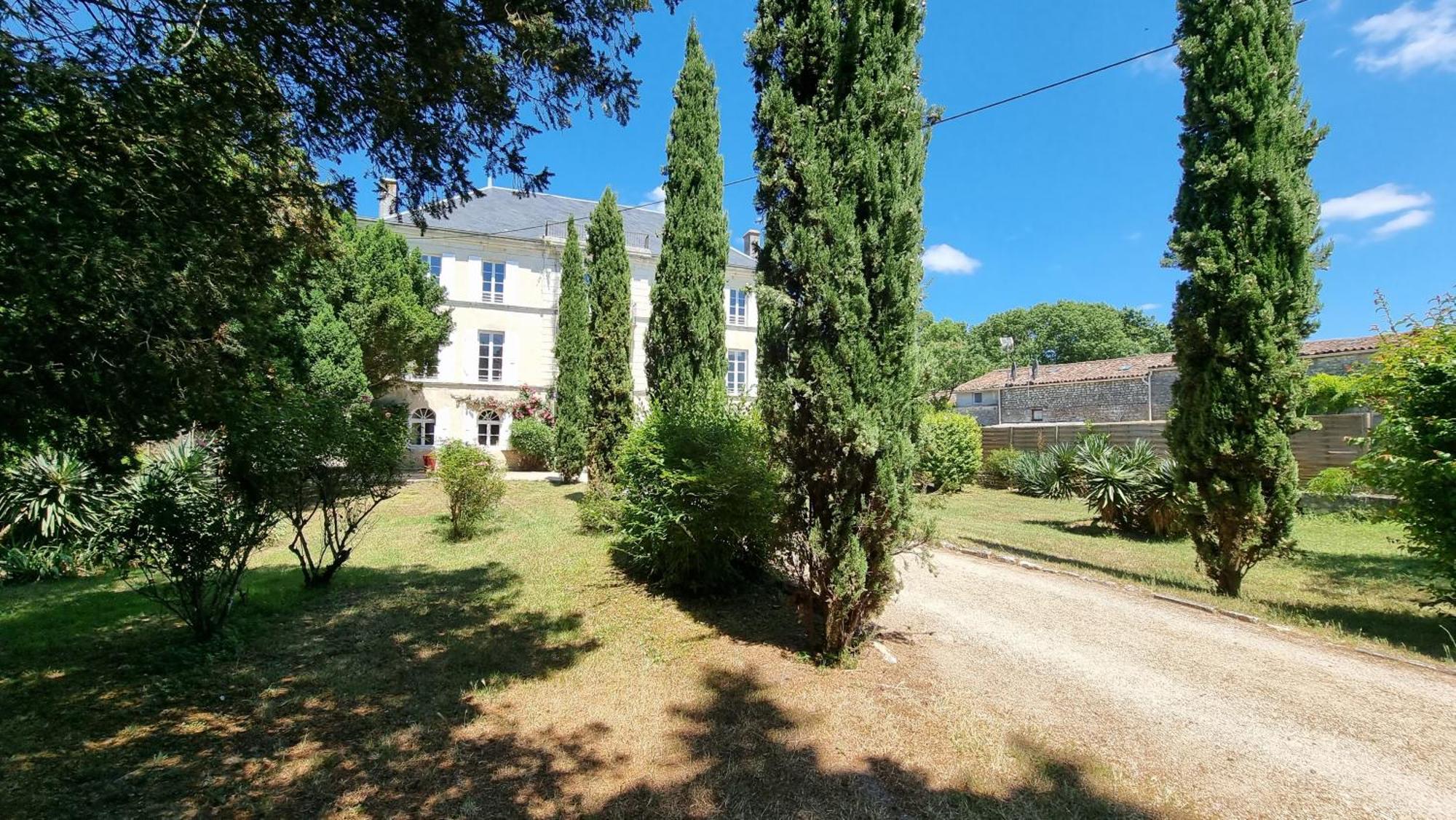 הוילה Saint-Just-Luzac Domaine De Rochebonne מראה חיצוני תמונה